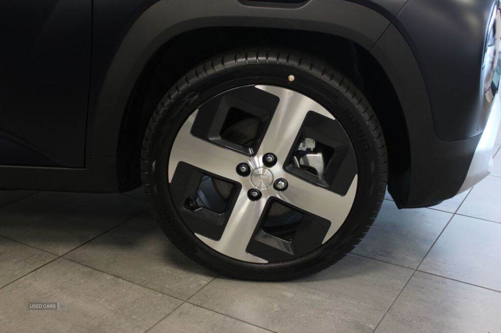  2025 Hyundai  Inster 85kW 02 49kWh Auto