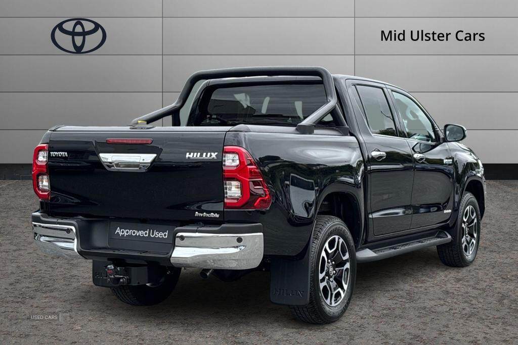 Jun 2025 Toyota Hilux Invincible D/Cab Pick Up 2.4 D-4D Auto