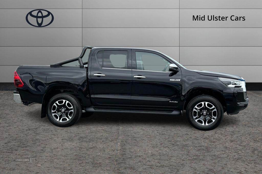 Jun 2025 Toyota Hilux Invincible D/Cab Pick Up 2.4 D-4D Auto
