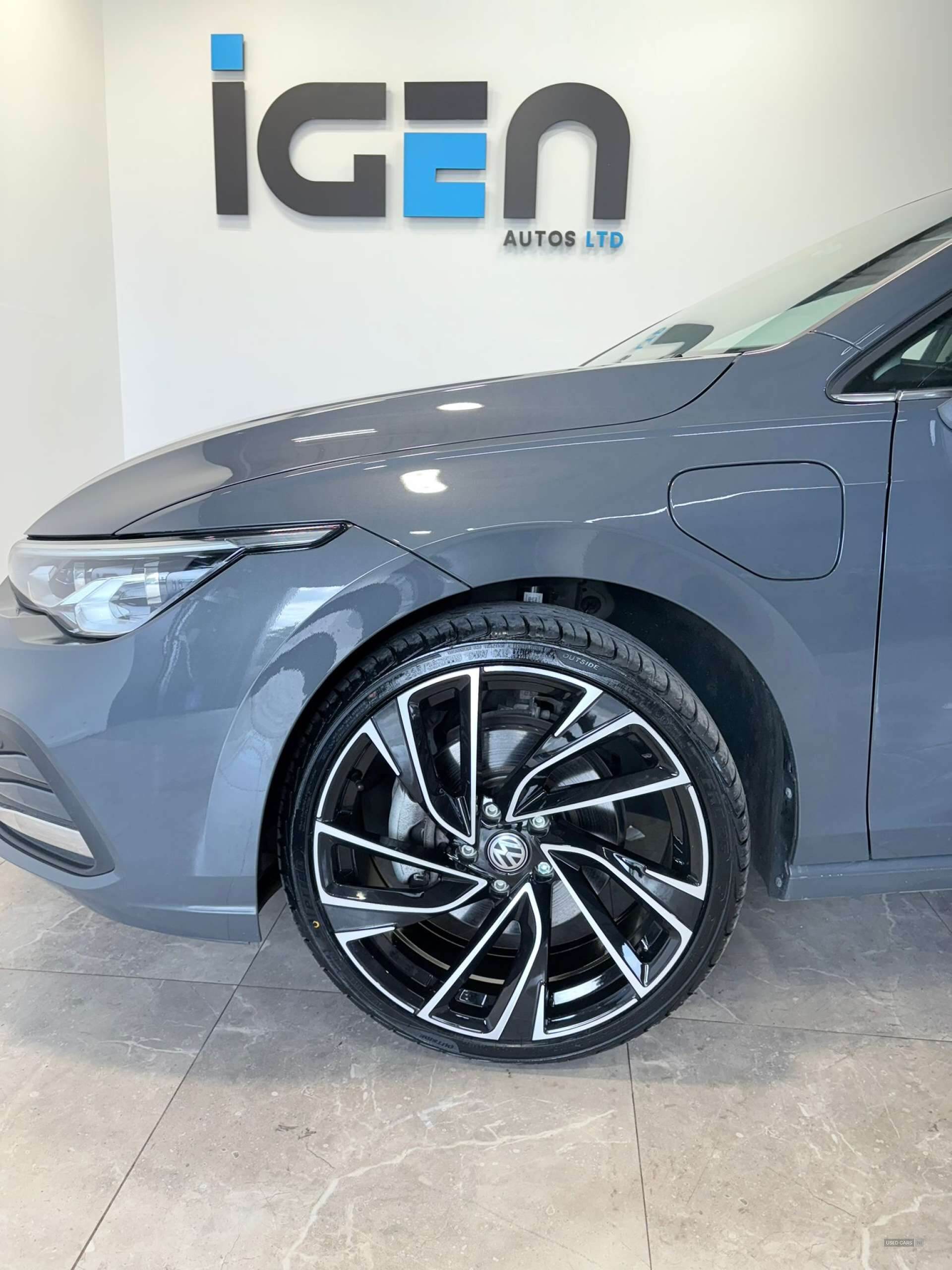 Apr 2023 Volkswagen Golf 1.4 TSI eHybrid Style 5dr DSG