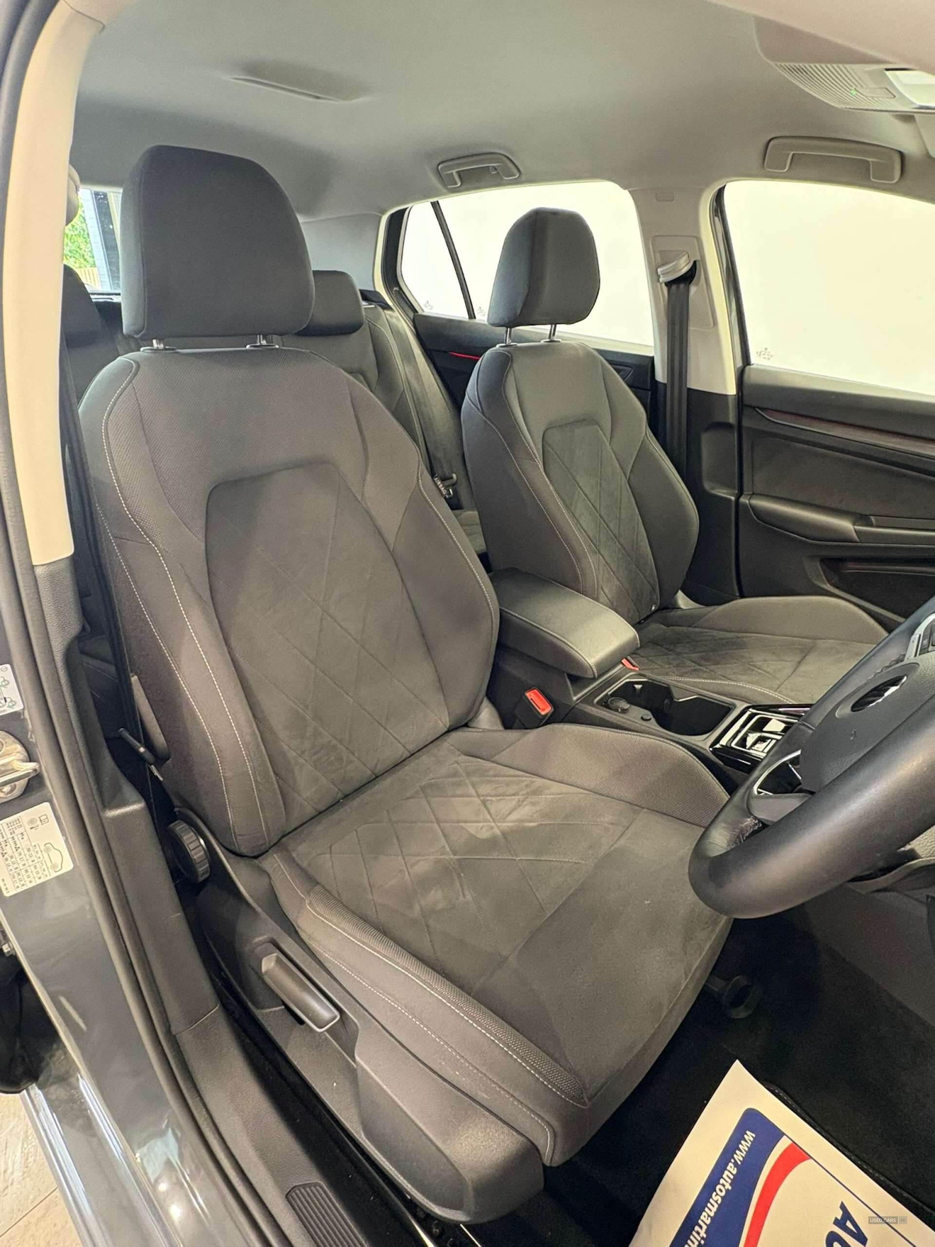 Apr 2023 Volkswagen Golf 1.4 TSI eHybrid Style 5dr DSG