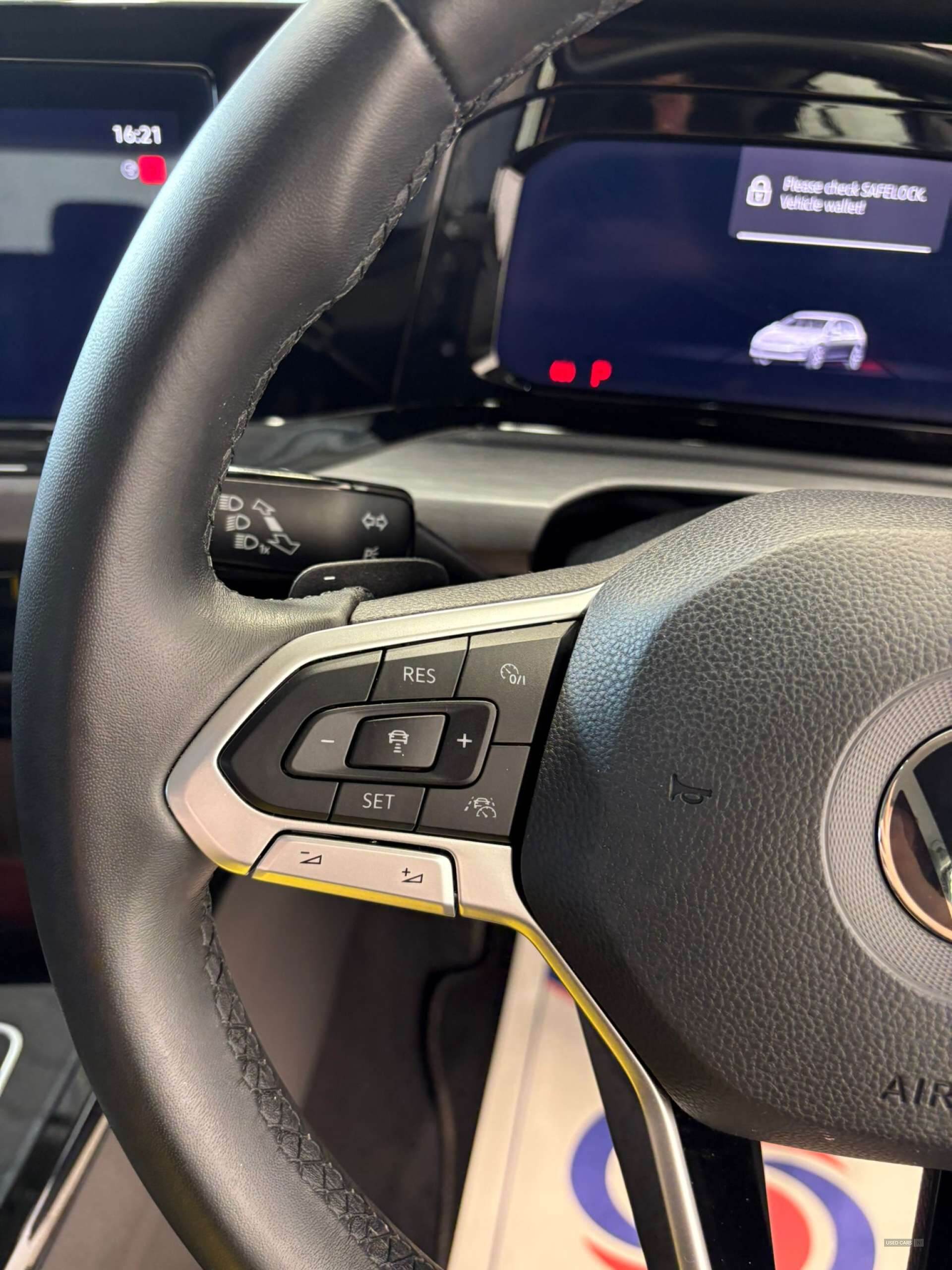 Apr 2023 Volkswagen Golf 1.4 TSI eHybrid Style 5dr DSG