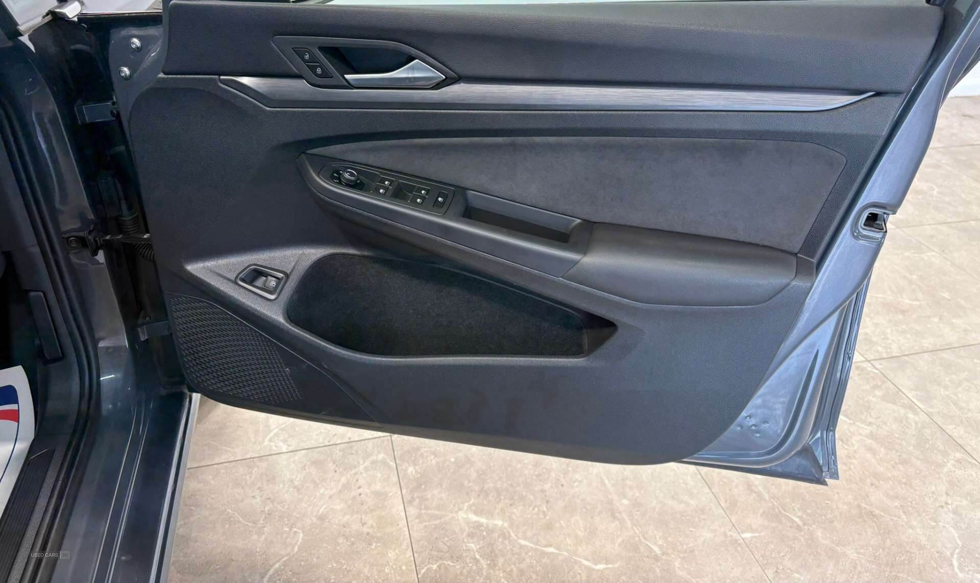 Apr 2023 Volkswagen Golf 1.4 TSI eHybrid Style 5dr DSG