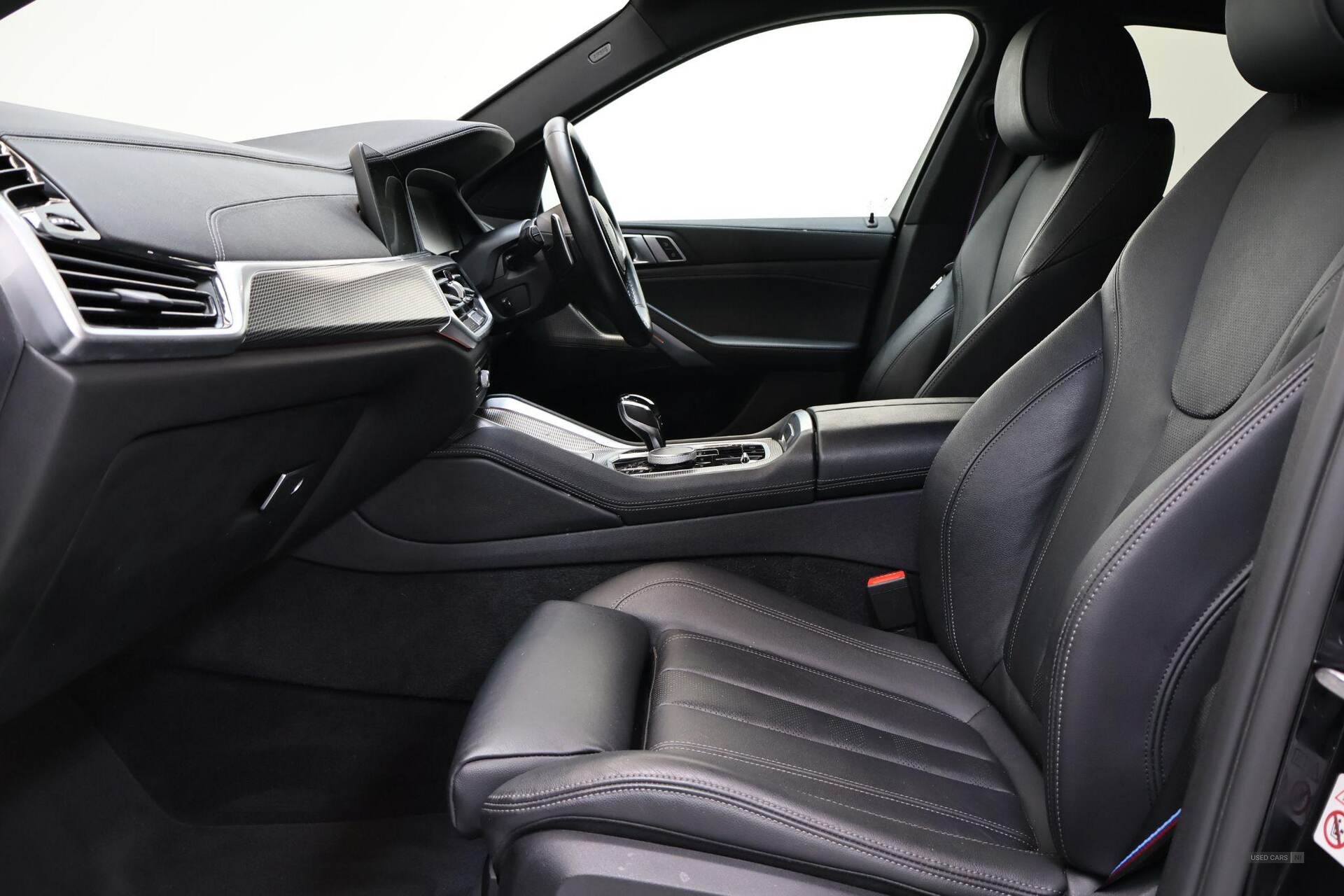 Apr 2021 BMW X6 xDrive40i MHT M Sport 5dr Step Auto