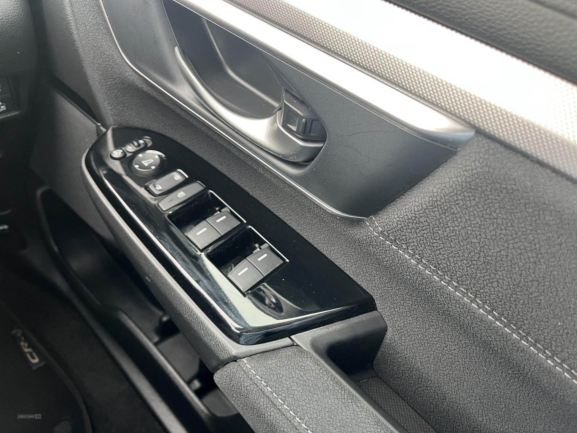 Mar 2020 Honda CR-V 2.0 i-MMD Hybrid SE 2WD 5dr eCVT