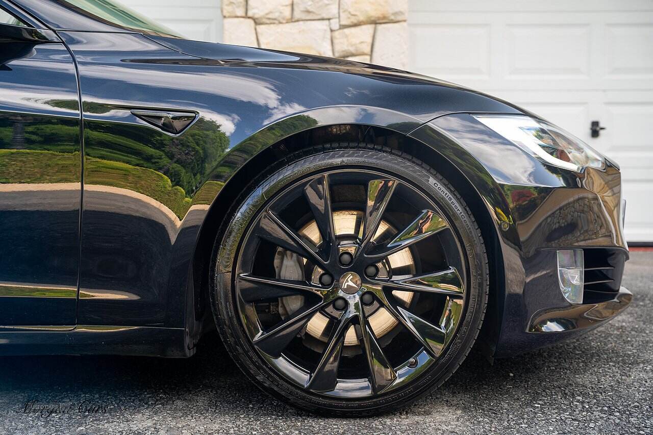 Jan 2018 TESLA Model S 307kW 90kWh Dual Motor 5dr Auto