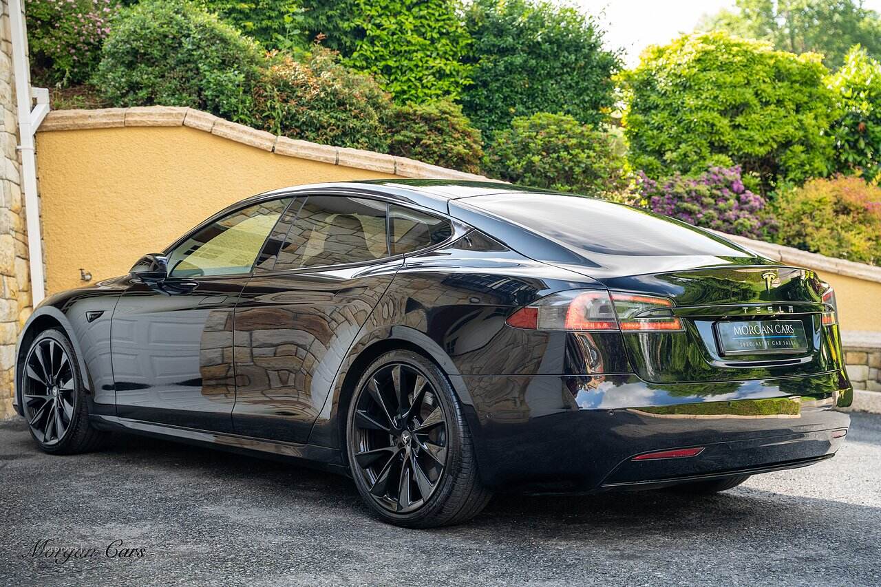 Jan 2018 TESLA Model S 307kW 90kWh Dual Motor 5dr Auto