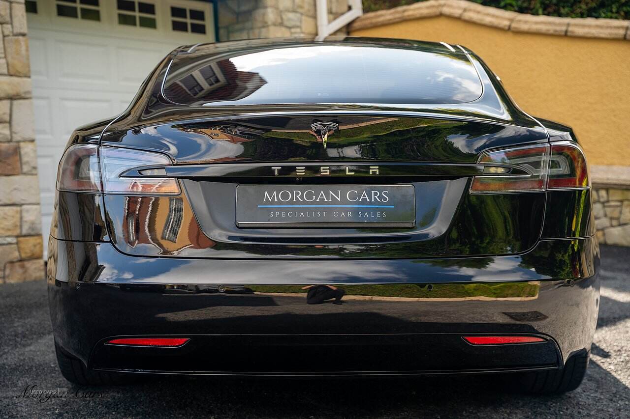 Jan 2018 TESLA Model S 307kW 90kWh Dual Motor 5dr Auto