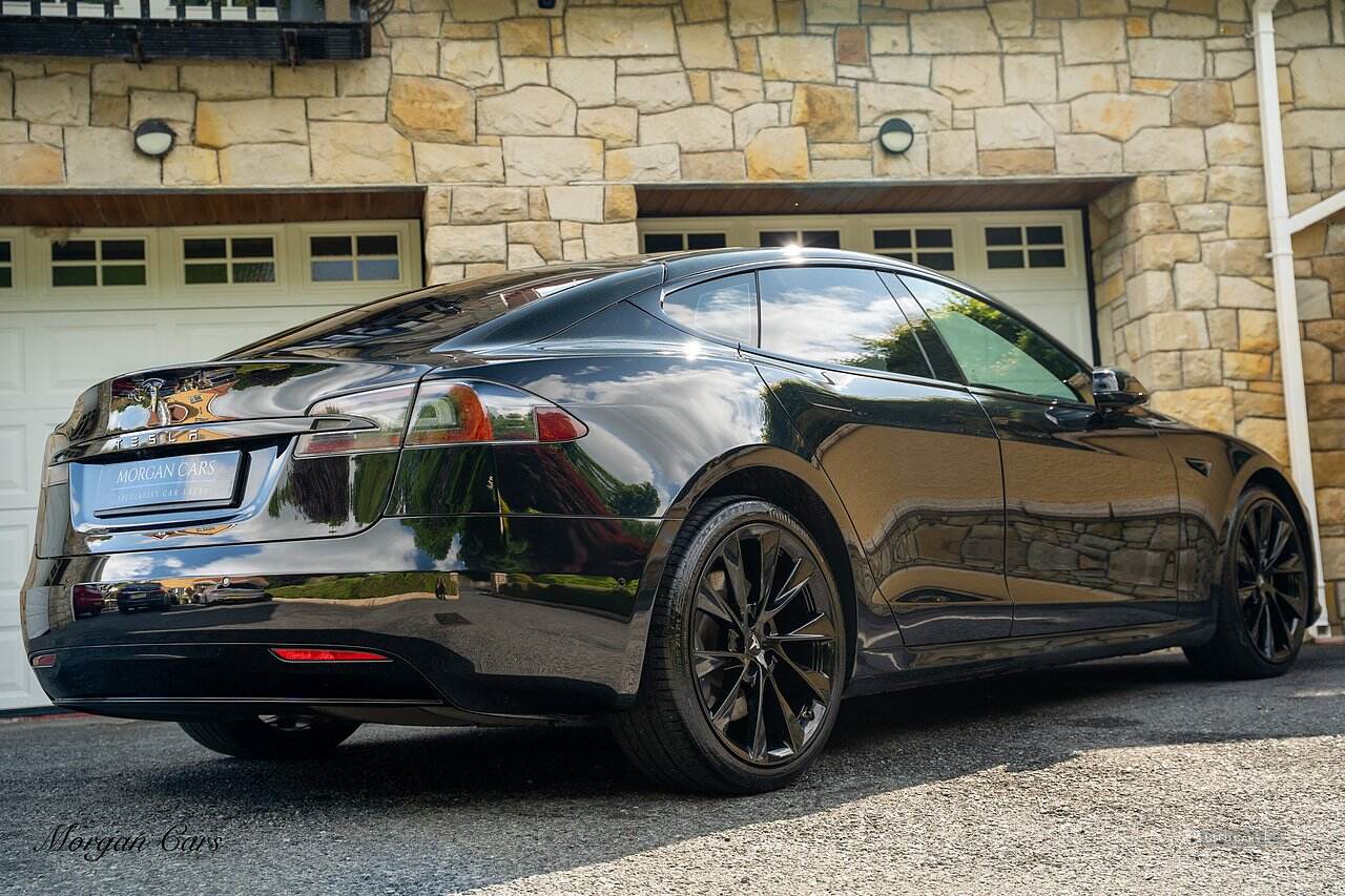 Jan 2018 TESLA Model S 307kW 90kWh Dual Motor 5dr Auto