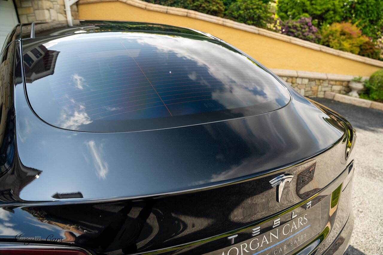 Jan 2018 TESLA Model S 307kW 90kWh Dual Motor 5dr Auto