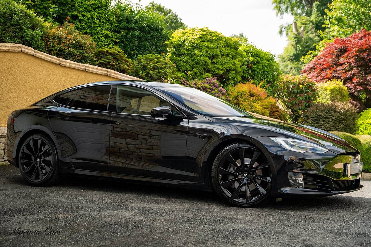 Jan 2018 TESLA Model S 307kW 90kWh Dual Motor 5dr Auto