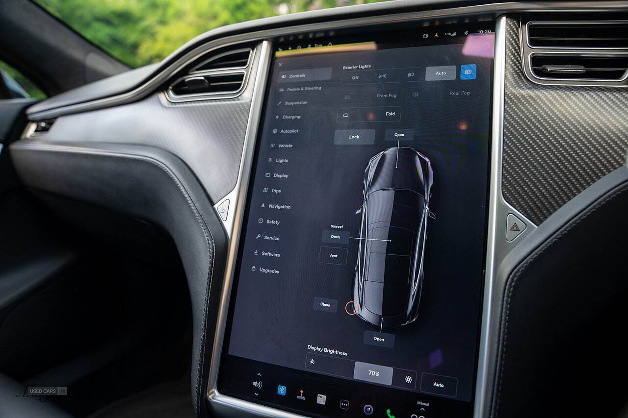 Jan 2018 TESLA Model S 307kW 90kWh Dual Motor 5dr Auto