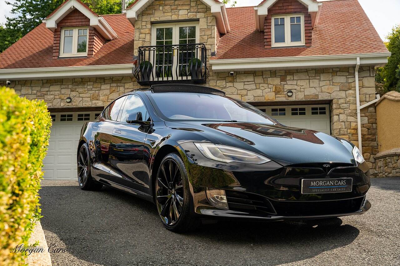 Jan 2018 TESLA Model S 307kW 90kWh Dual Motor 5dr Auto