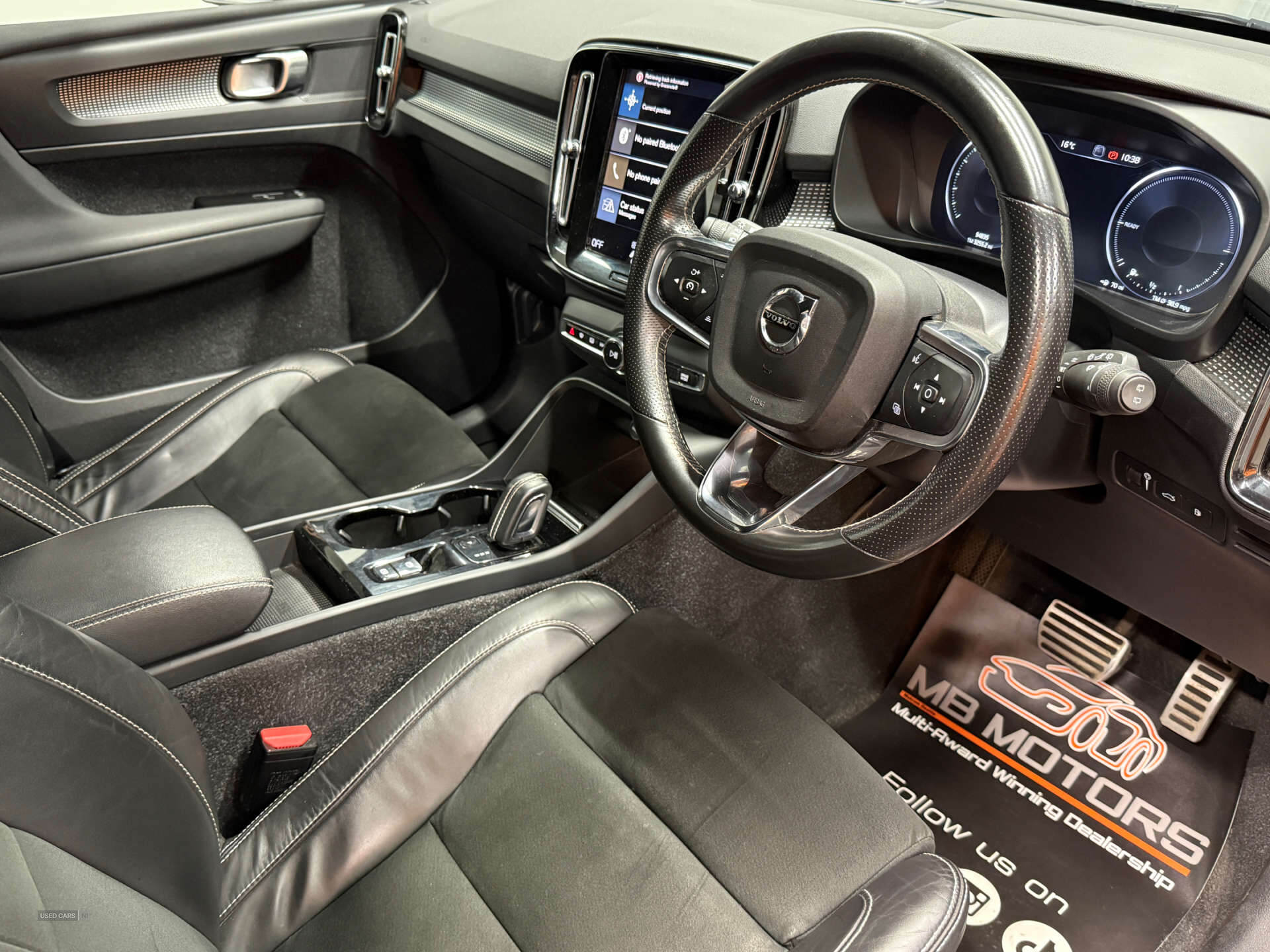 May 2021 Volvo XC40 1.5 T4 Recharge PHEV R DESIGN 5dr Auto