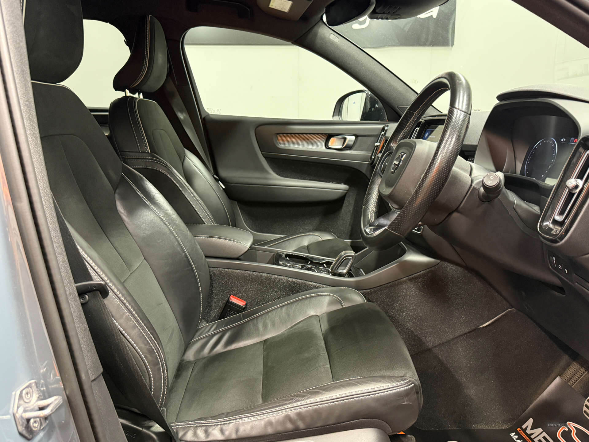May 2021 Volvo XC40 1.5 T4 Recharge PHEV R DESIGN 5dr Auto