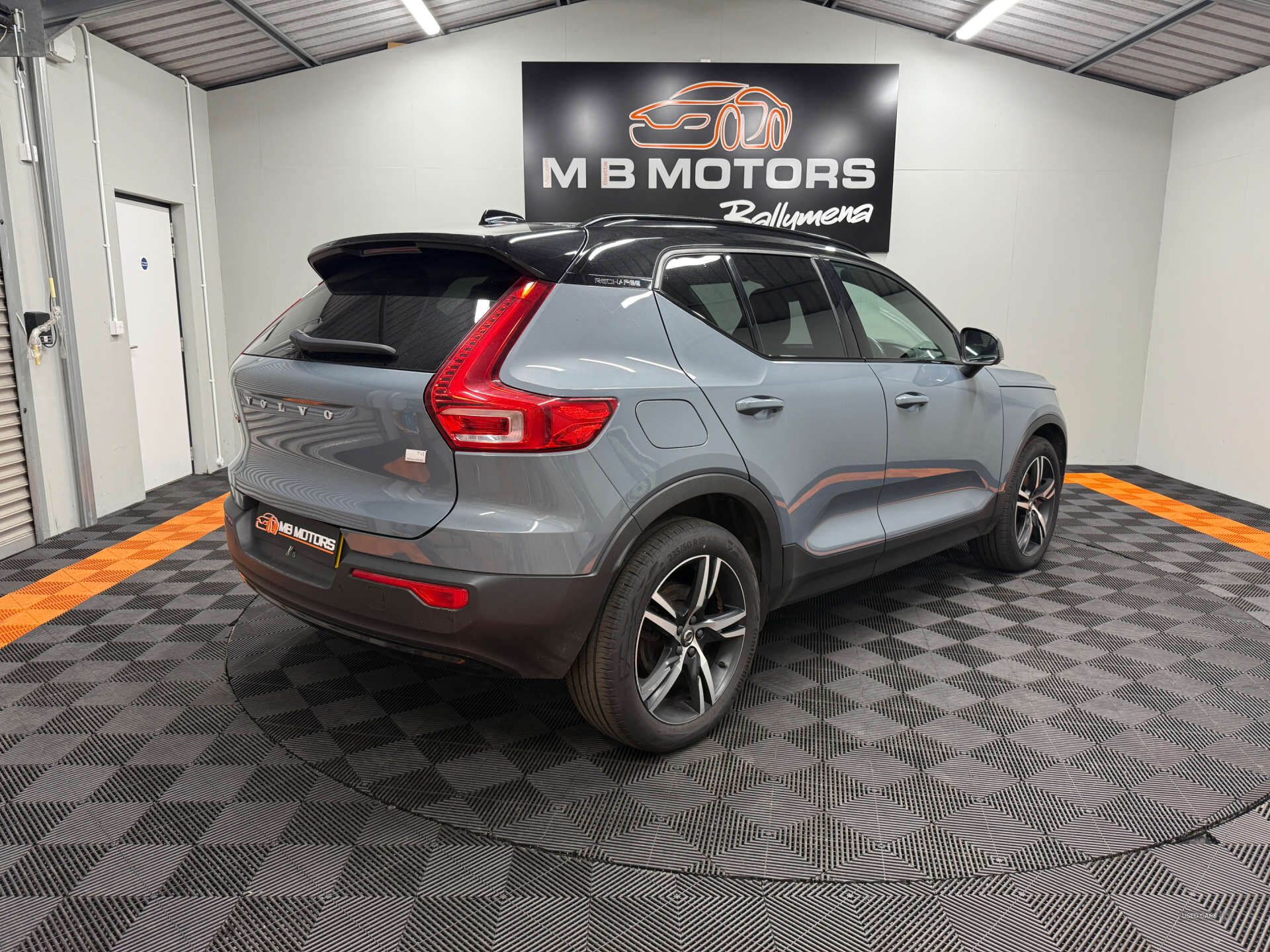 May 2021 Volvo XC40 1.5 T4 Recharge PHEV R DESIGN 5dr Auto