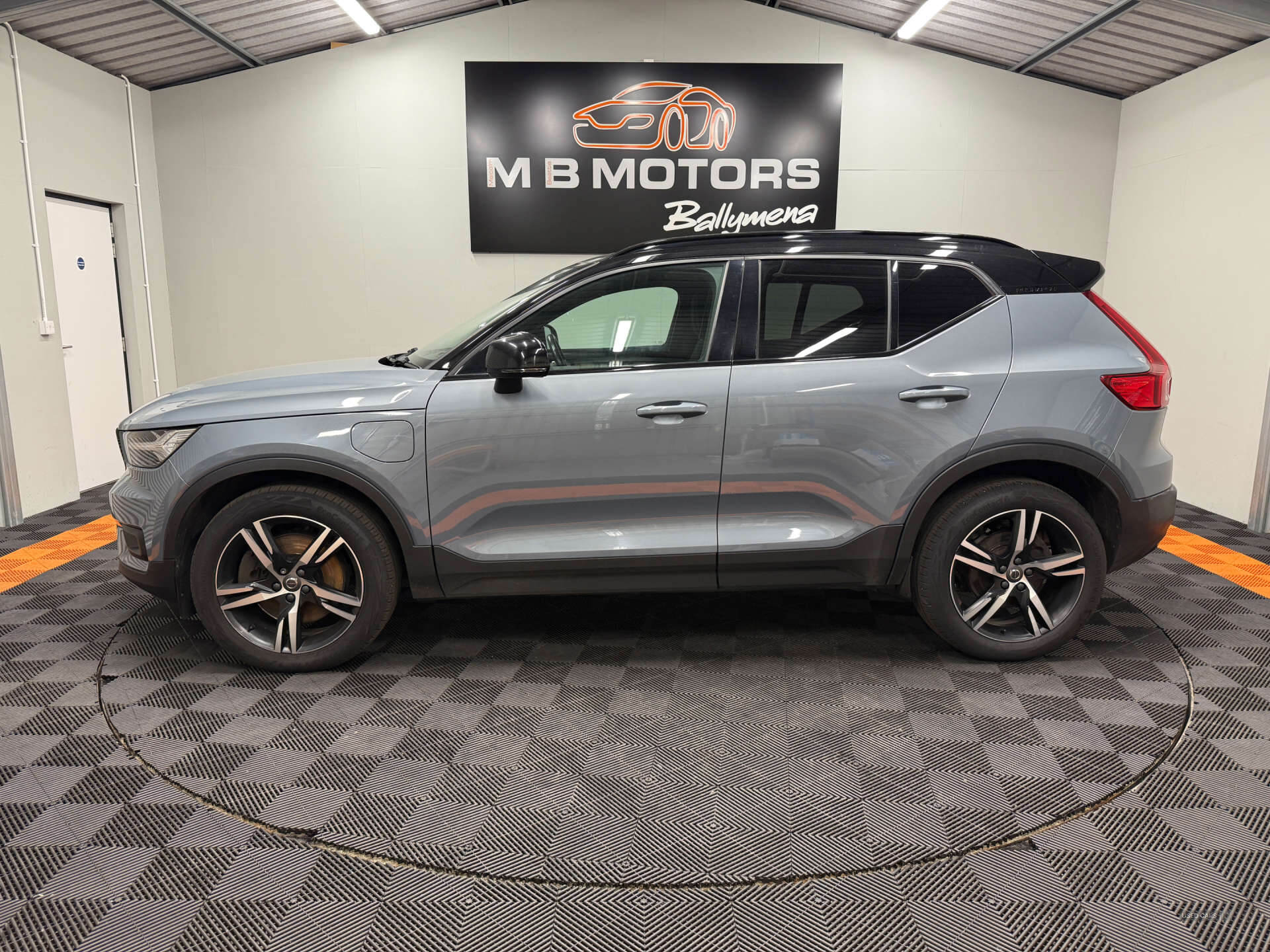 May 2021 Volvo XC40 1.5 T4 Recharge PHEV R DESIGN 5dr Auto