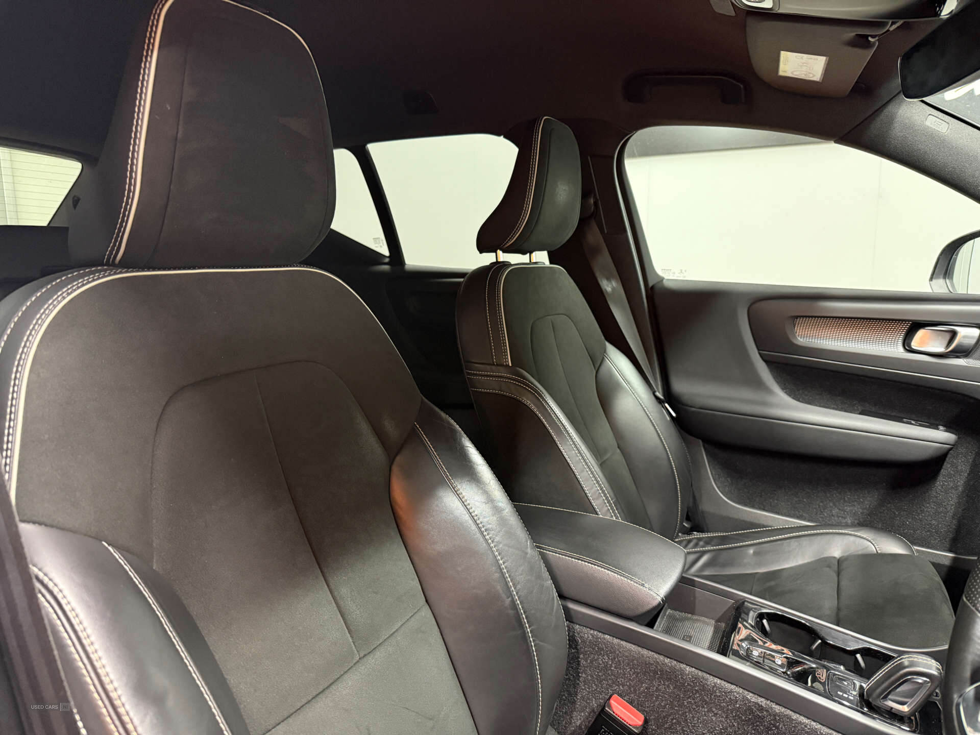May 2021 Volvo XC40 1.5 T4 Recharge PHEV R DESIGN 5dr Auto