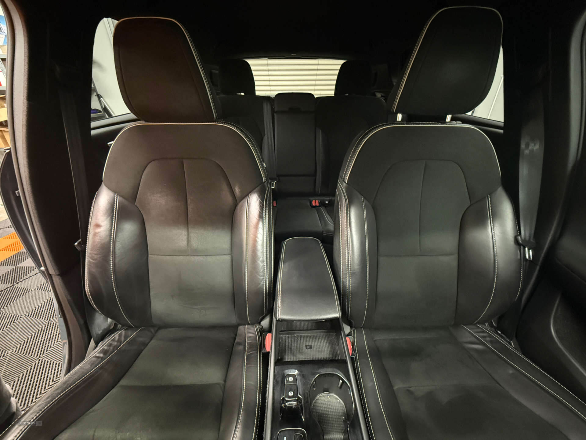 May 2021 Volvo XC40 1.5 T4 Recharge PHEV R DESIGN 5dr Auto