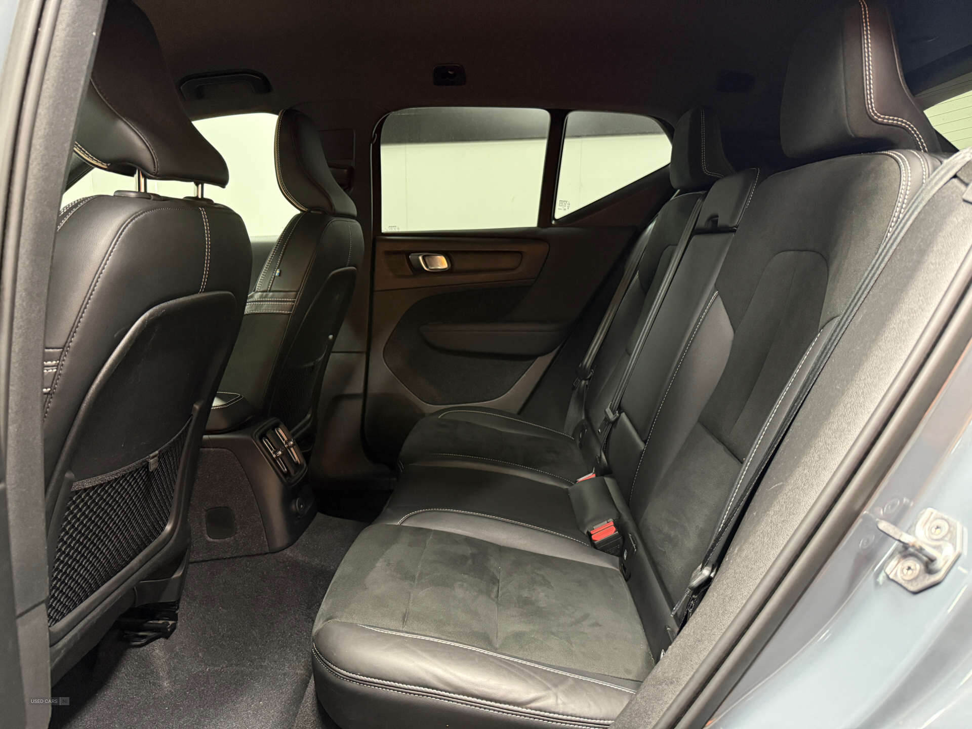 May 2021 Volvo XC40 1.5 T4 Recharge PHEV R DESIGN 5dr Auto