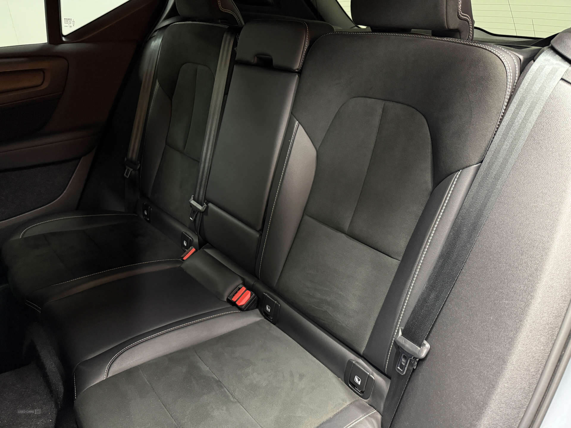 May 2021 Volvo XC40 1.5 T4 Recharge PHEV R DESIGN 5dr Auto