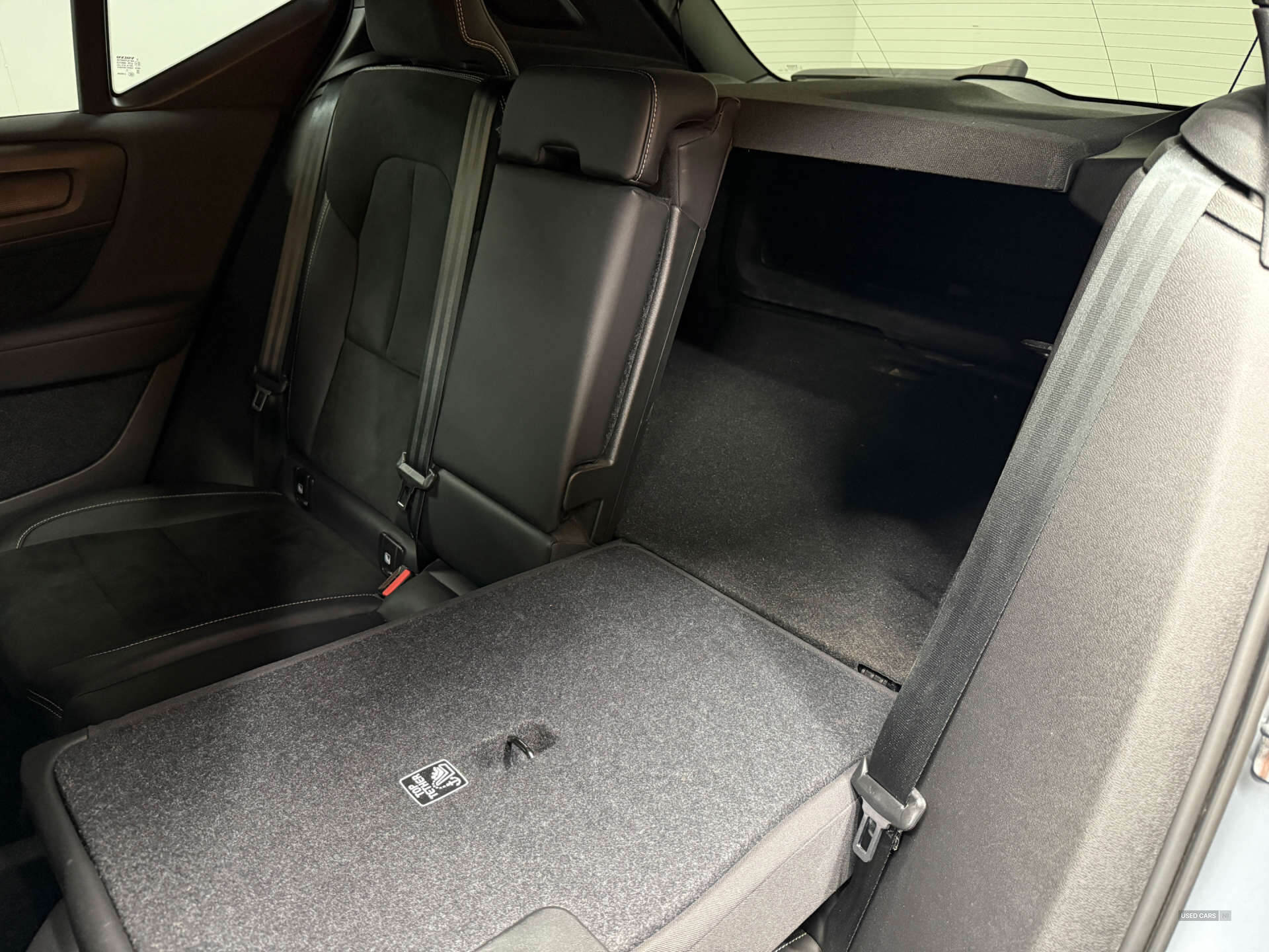 May 2021 Volvo XC40 1.5 T4 Recharge PHEV R DESIGN 5dr Auto