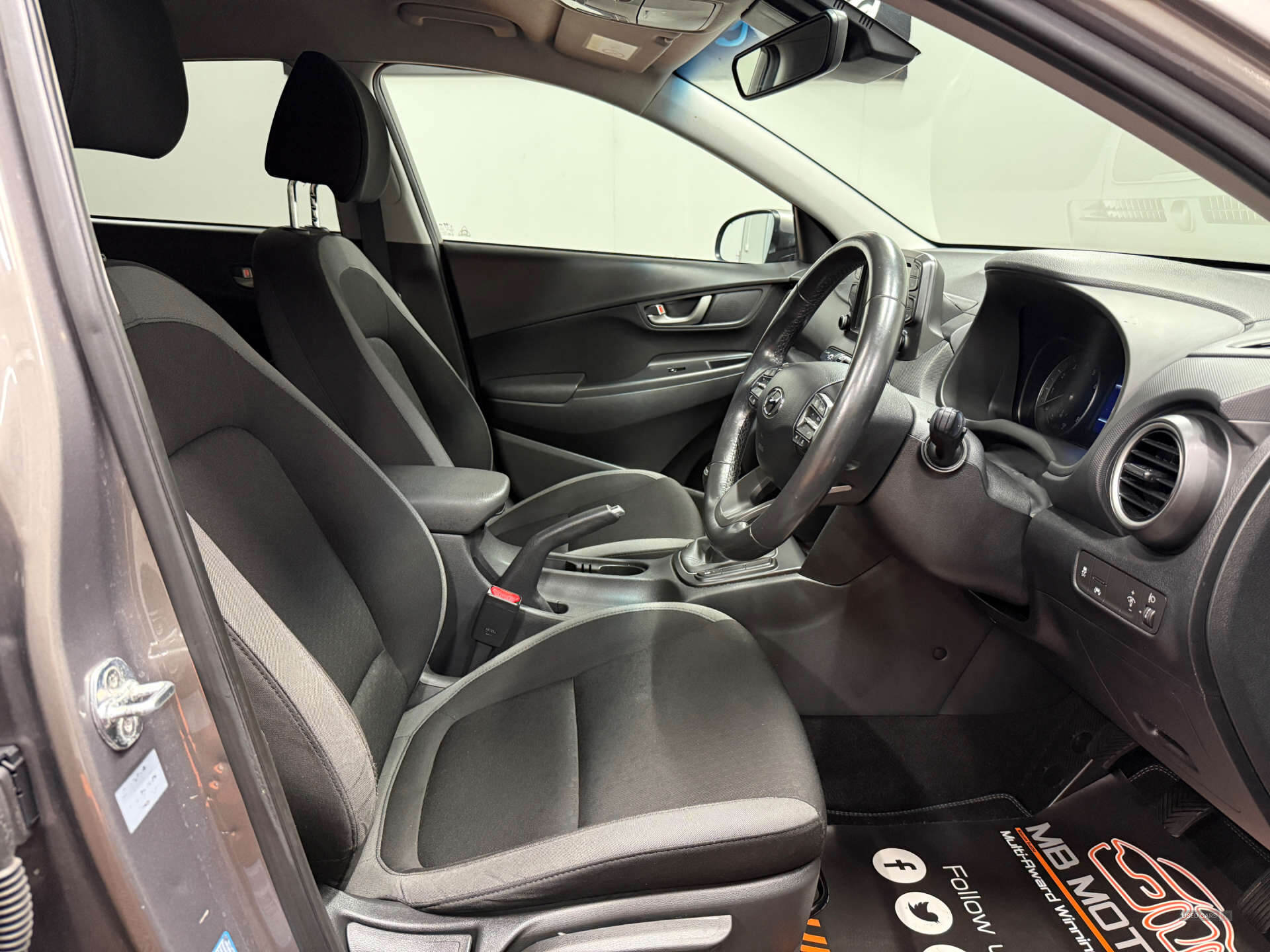 Feb 2018 Hyundai Kona 1.0T GDi Blue Drive Premium 5dr