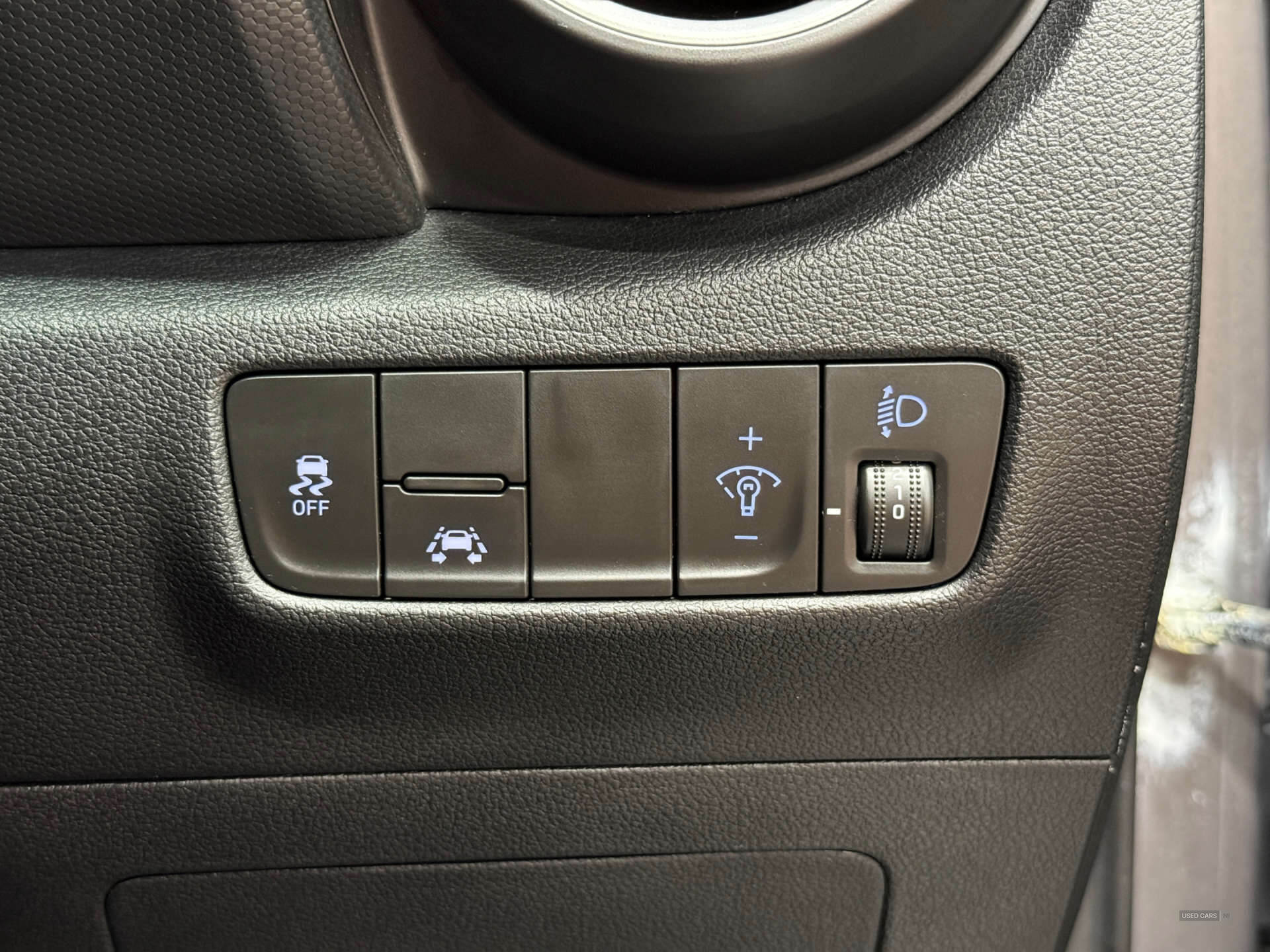 Feb 2018 Hyundai Kona 1.0T GDi Blue Drive Premium 5dr