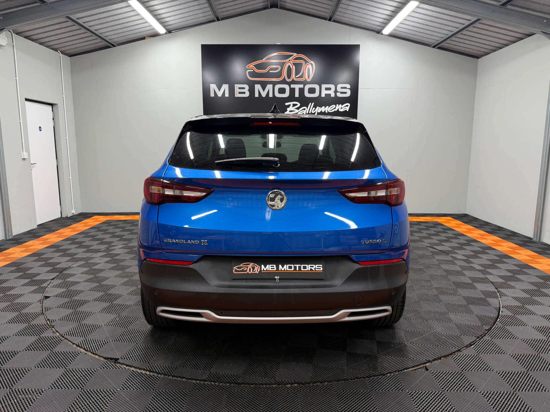 Sep 2018 Vauxhall Grandland X 1.5 Turbo D Elite Nav 5dr