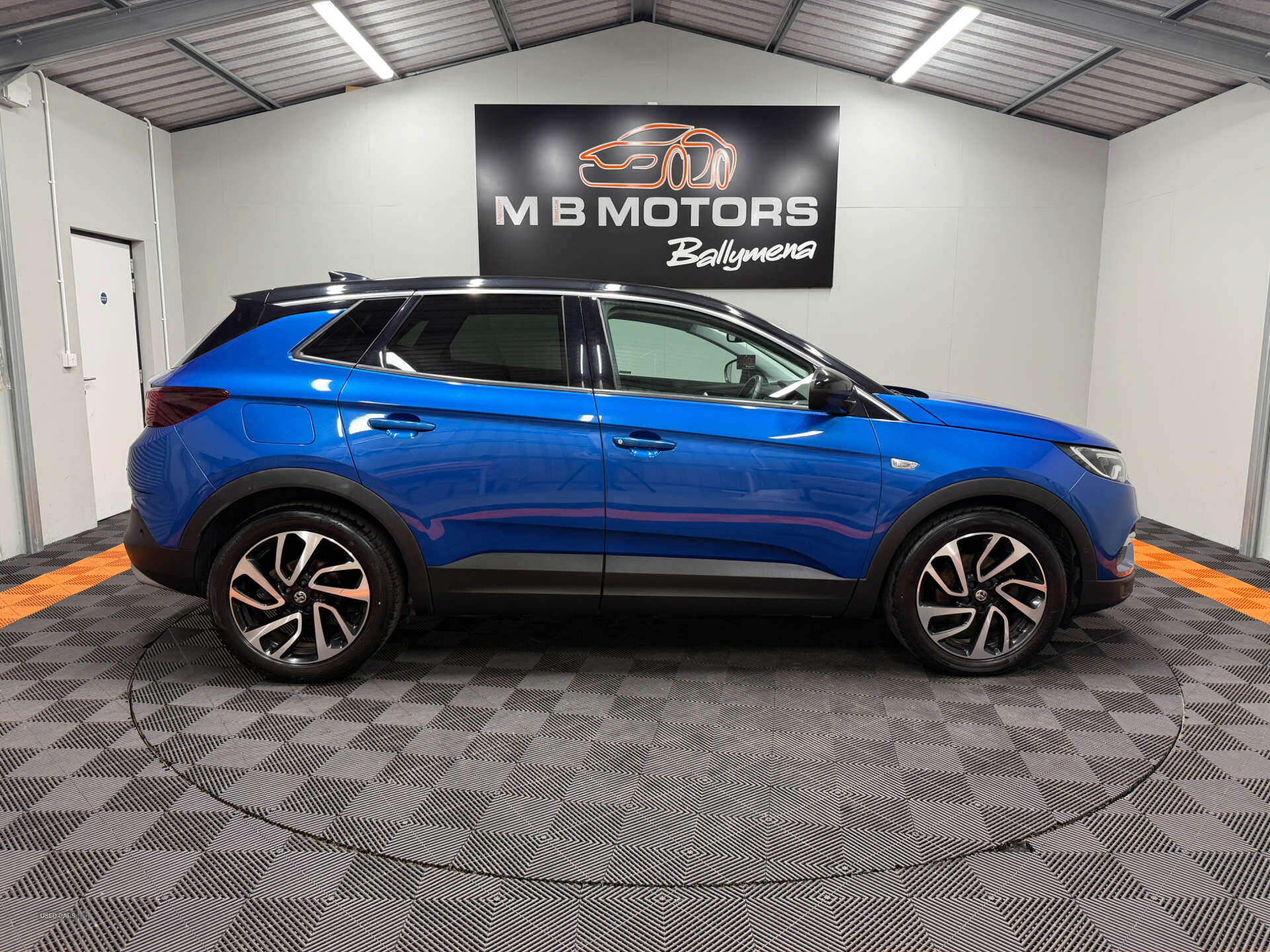 Sep 2018 Vauxhall Grandland X 1.5 Turbo D Elite Nav 5dr