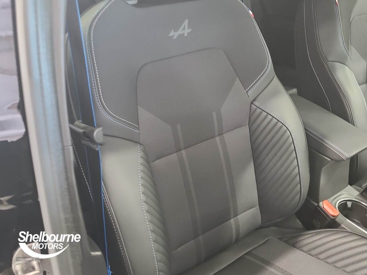 Nov 2024 Renault Symbioz 1.6 E-Tech FHEV 145 Techno Esprit Alpine 5dr Auto