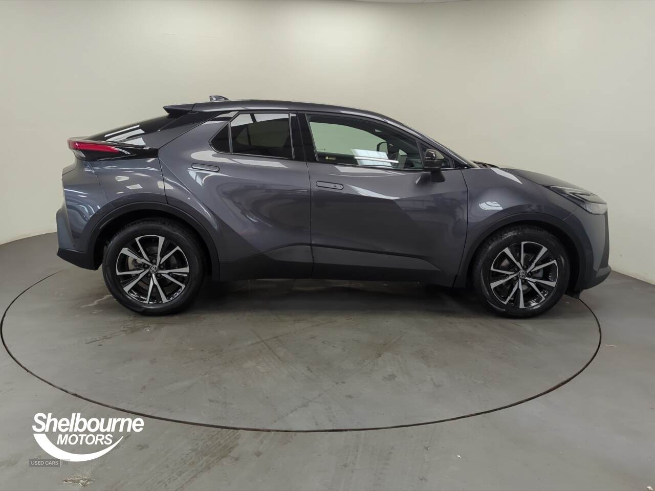 Jun 2024 Toyota C-HR 1.8 Hybrid Design 5dr CVT