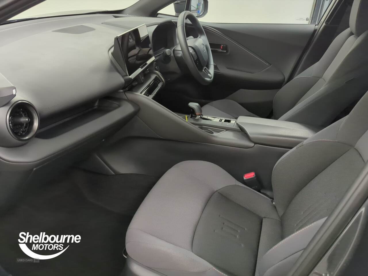 Jun 2024 Toyota C-HR 1.8 Hybrid Design 5dr CVT