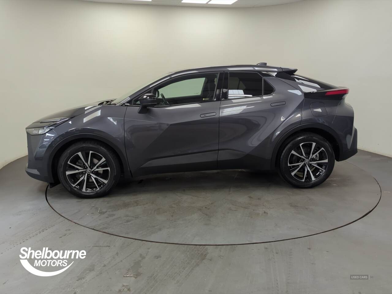 Jun 2024 Toyota C-HR 1.8 Hybrid Design 5dr CVT