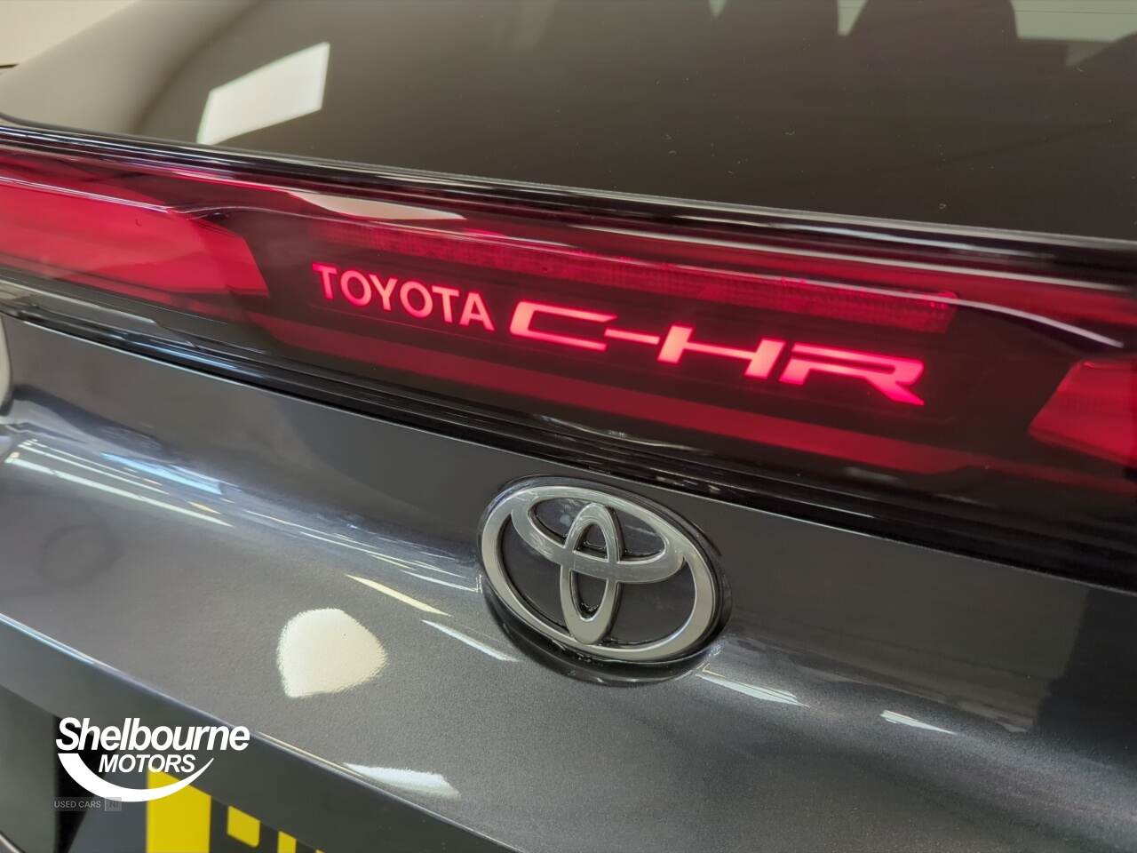 Jun 2024 Toyota C-HR 1.8 Hybrid Design 5dr CVT