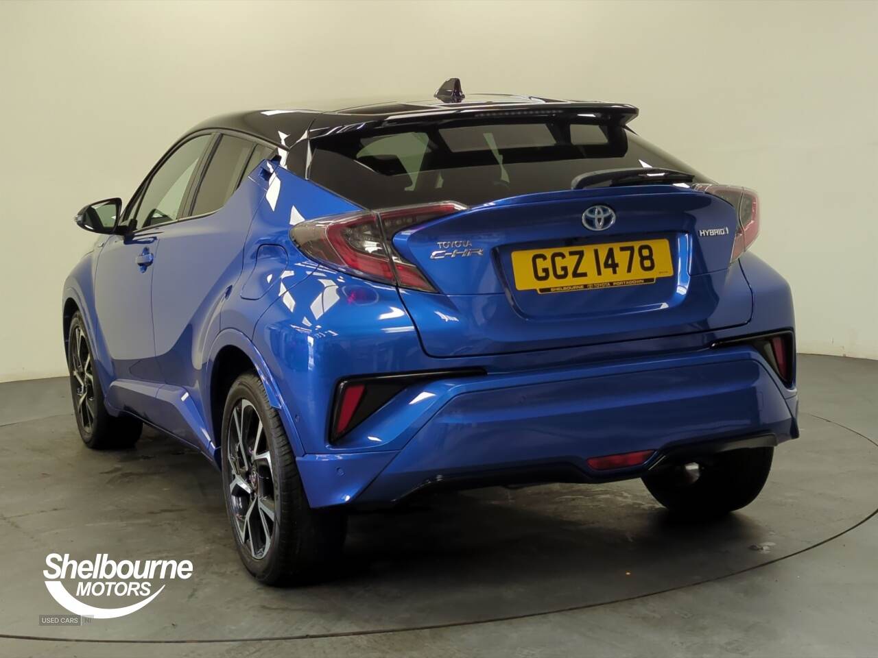 May 2017 Toyota C-HR 1.8 Hybrid Dynamic 5dr CVT