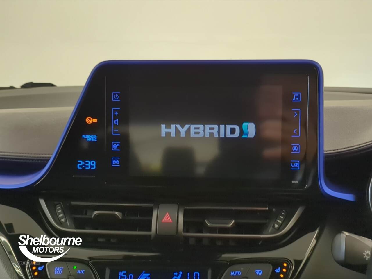 May 2017 Toyota C-HR 1.8 Hybrid Dynamic 5dr CVT