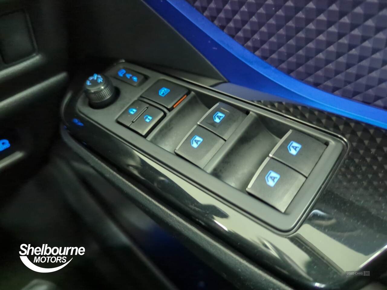 May 2017 Toyota C-HR 1.8 Hybrid Dynamic 5dr CVT
