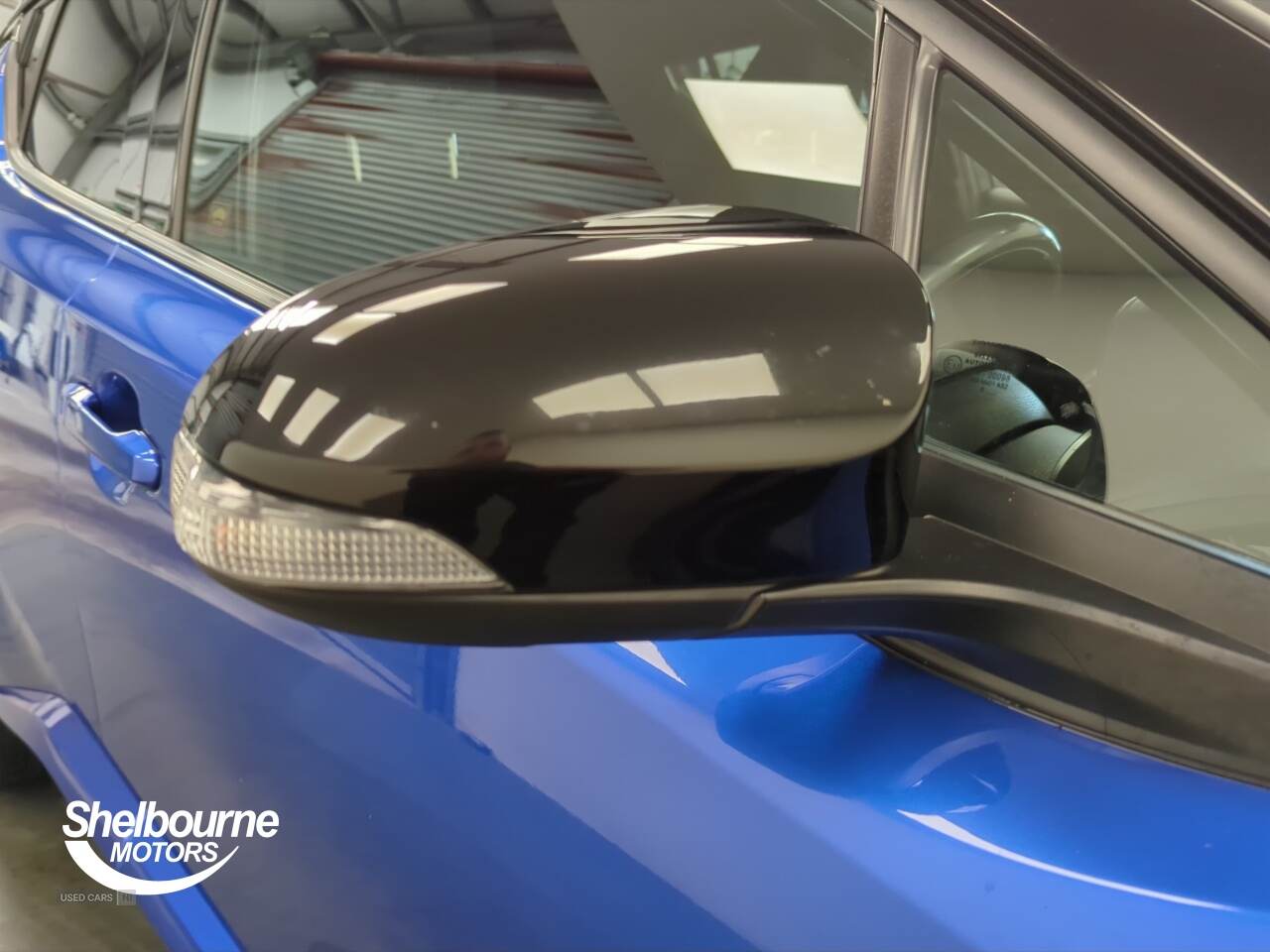 May 2017 Toyota C-HR 1.8 Hybrid Dynamic 5dr CVT