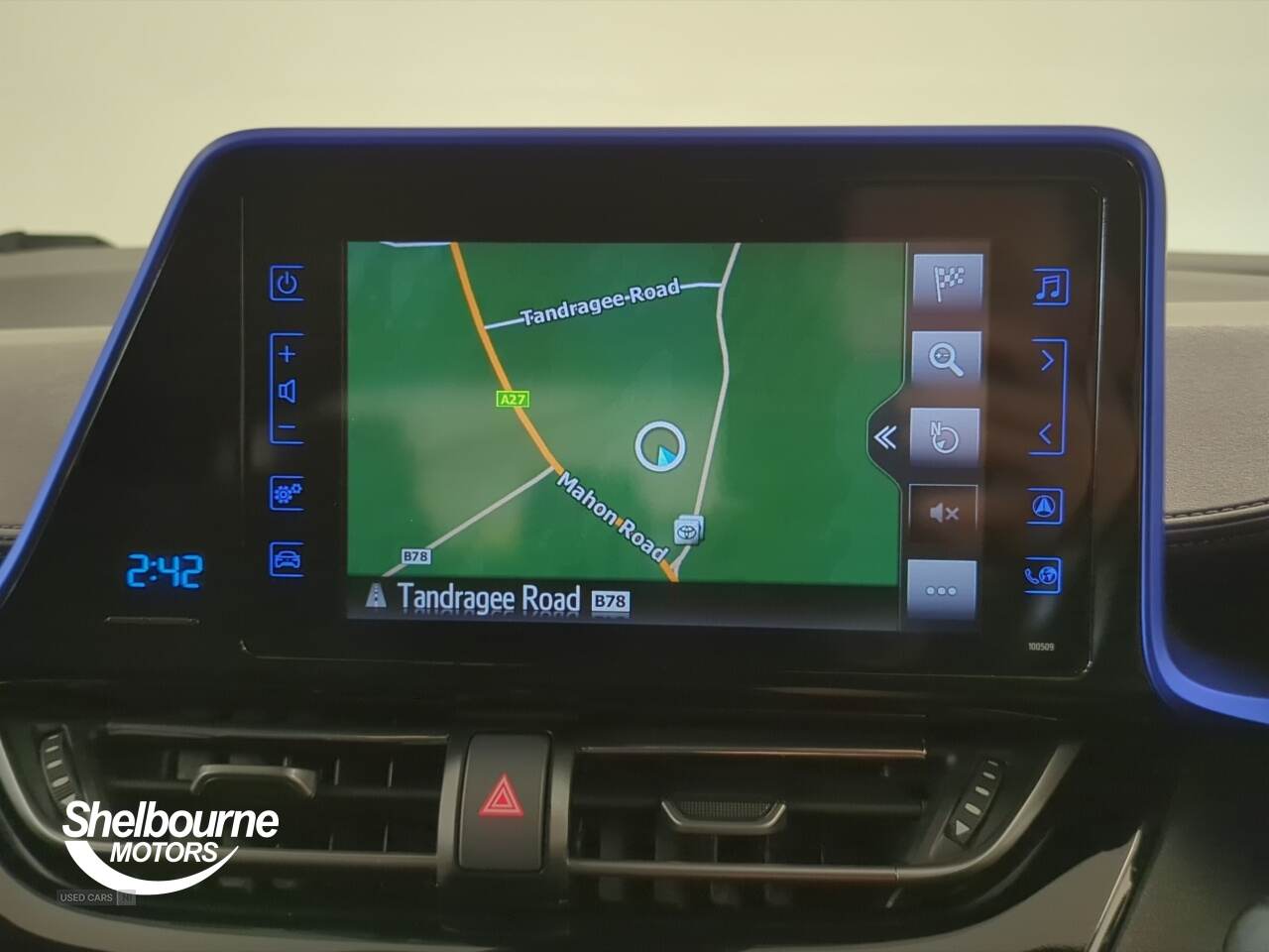 May 2017 Toyota C-HR 1.8 Hybrid Dynamic 5dr CVT