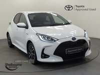 Toyota Yaris Design 1.5 Hybrid in Armagh