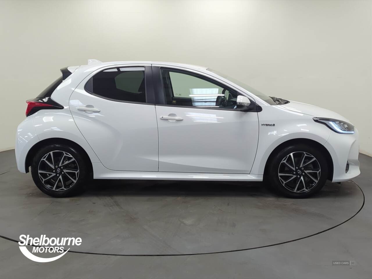 Oct 2020 Toyota Yaris 1.5 Hybrid Design 5dr CVT