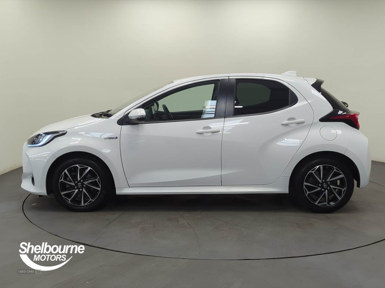 Oct 2020 Toyota Yaris 1.5 Hybrid Design 5dr CVT