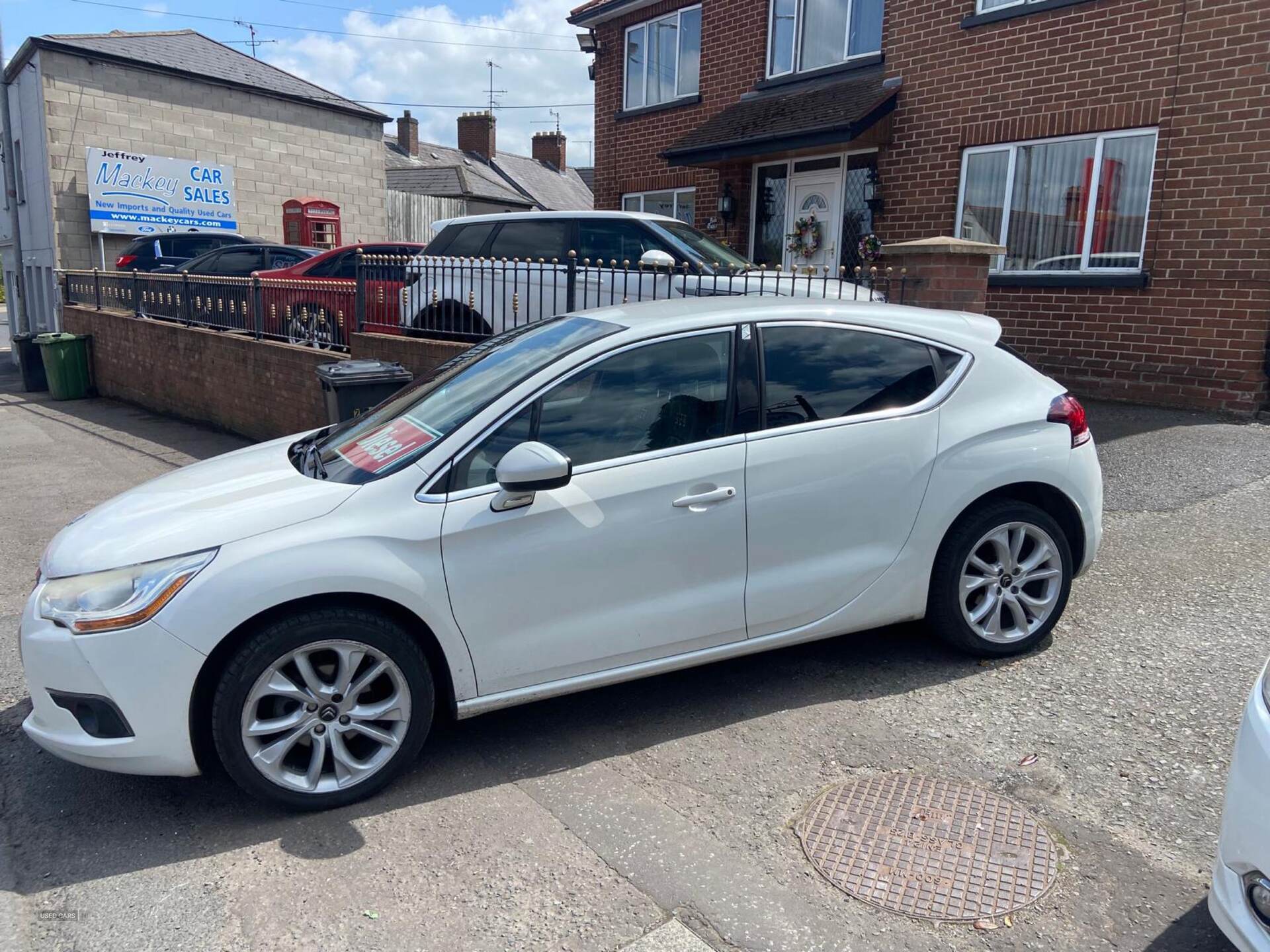 Jun 2013 Citroen DS4 1.6 HDi 115 DStyle 5dr
