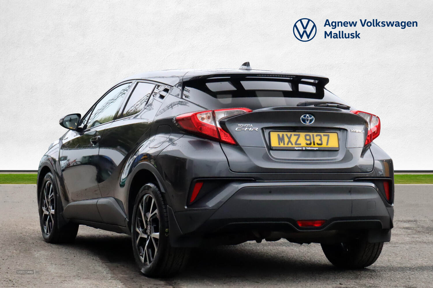 Jan 2019 Toyota C-HR 1.8 Hybrid Design 5dr CVT