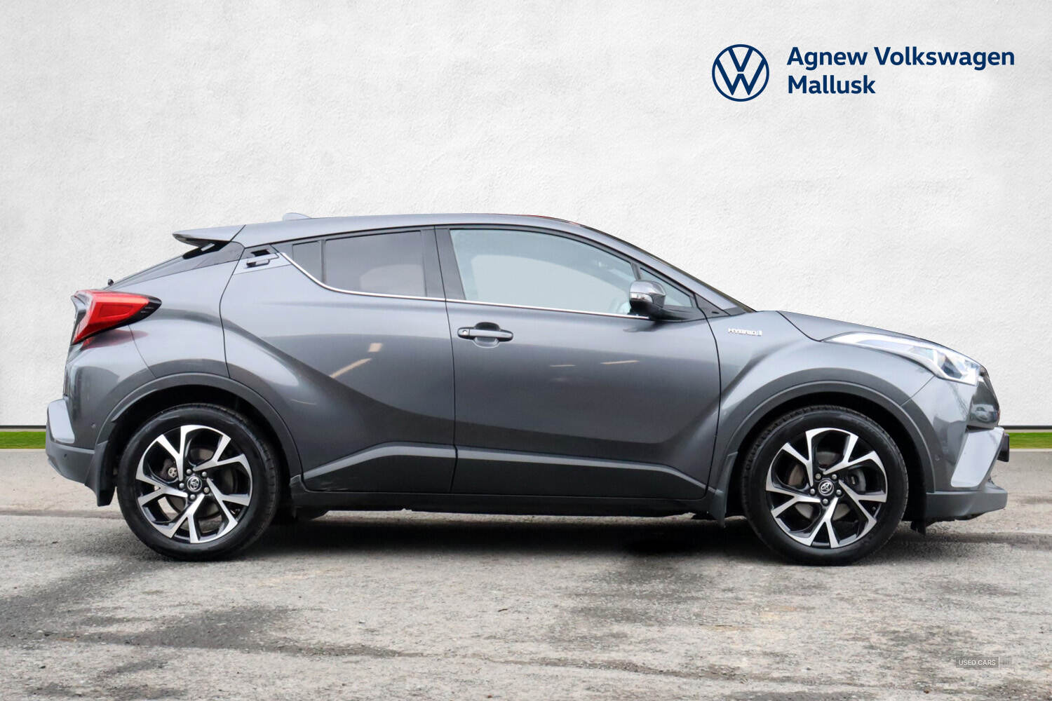 Jan 2019 Toyota C-HR 1.8 Hybrid Design 5dr CVT