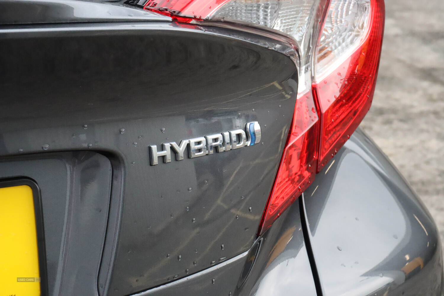 Jan 2019 Toyota C-HR 1.8 Hybrid Design 5dr CVT