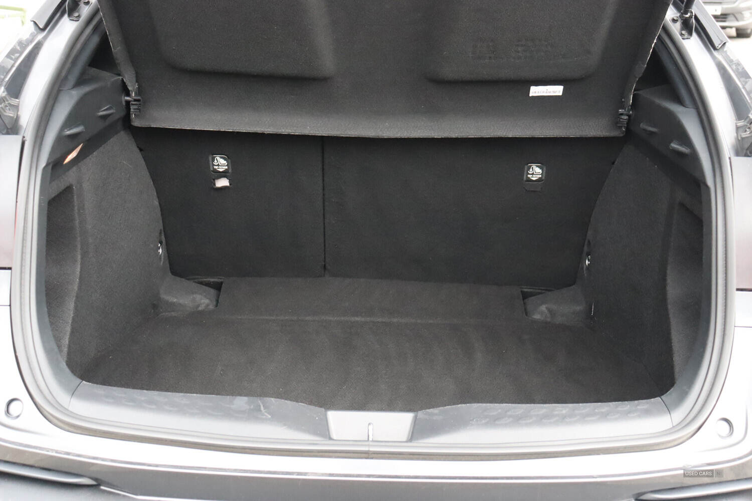 Jan 2019 Toyota C-HR 1.8 Hybrid Design 5dr CVT