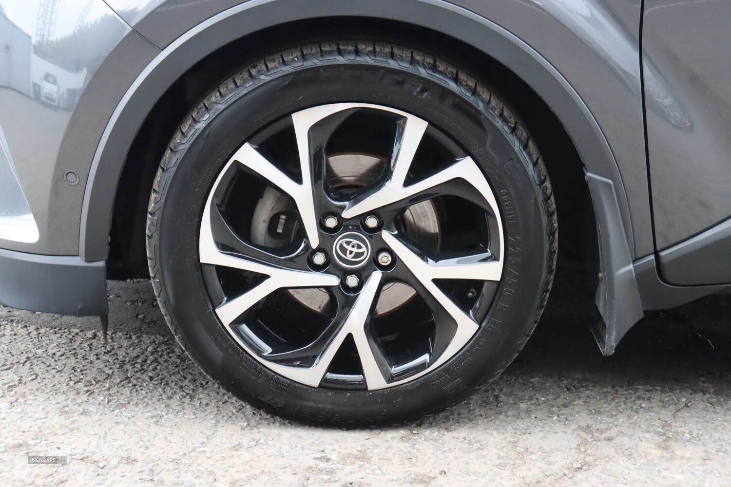 Jan 2019 Toyota C-HR 1.8 Hybrid Design 5dr CVT
