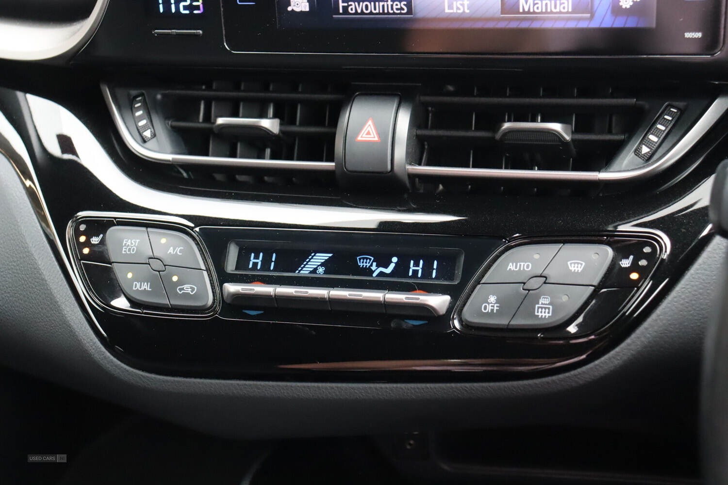 Jan 2019 Toyota C-HR 1.8 Hybrid Design 5dr CVT